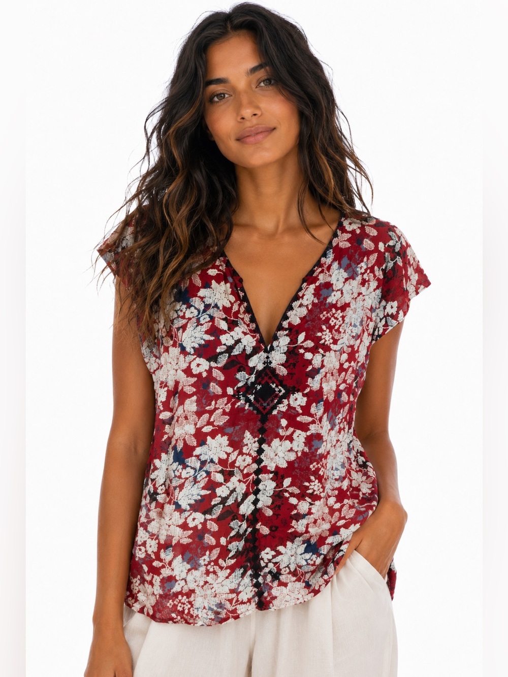 Lucky Brand Live In Love Red Floral Boho Blouse Medium M Cap Sleeve V-Neck India